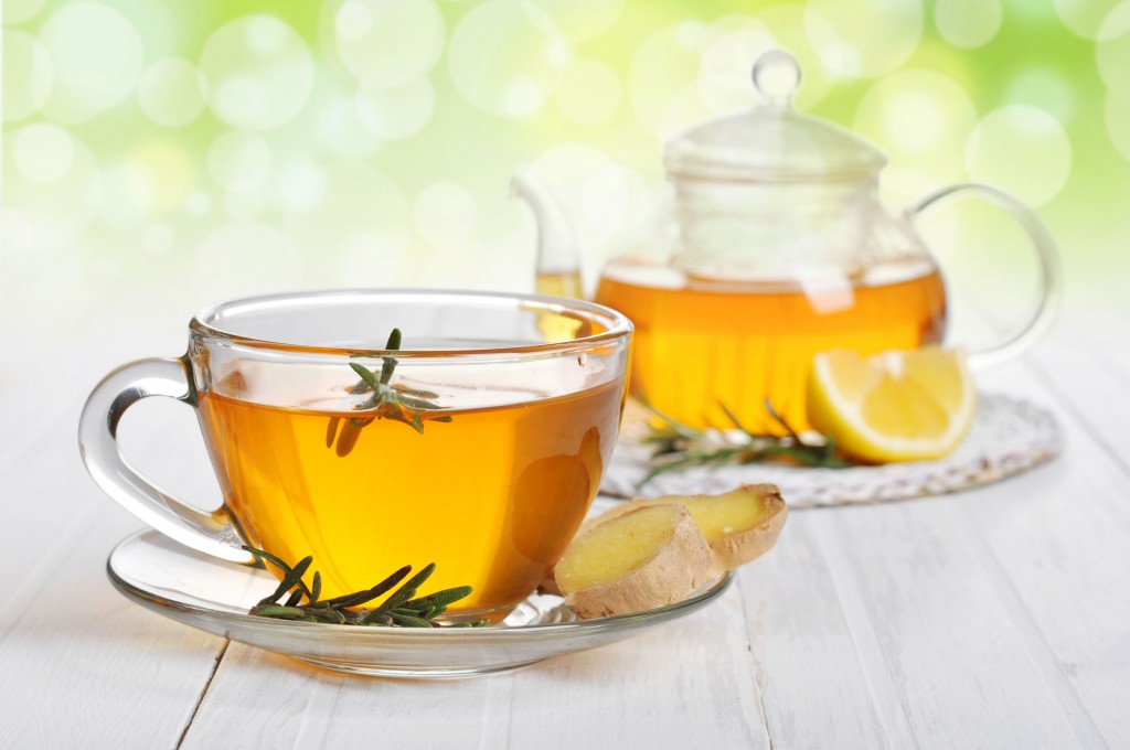 5 Foods to Beat acid reflux naturally - Green tea