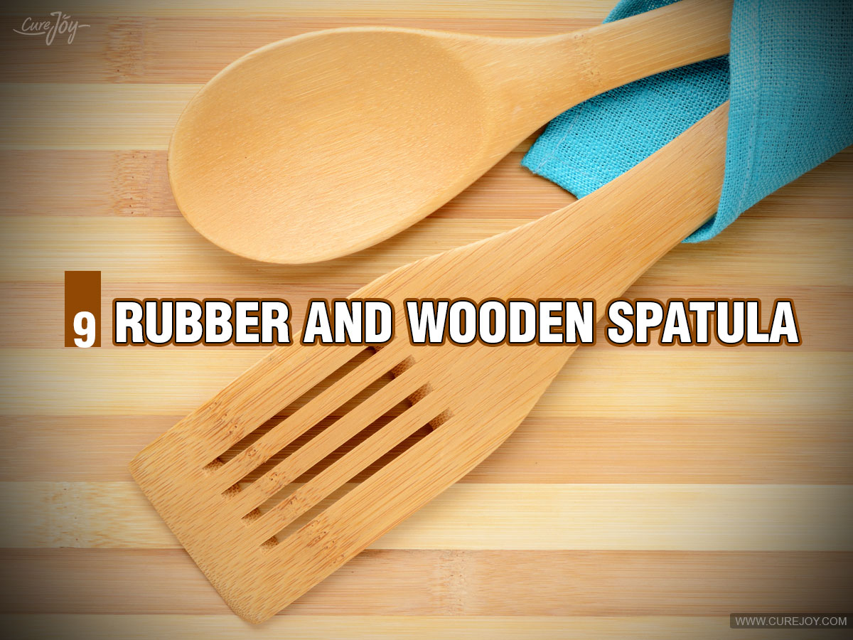 9-Rubber-and-Wooden-Spatula