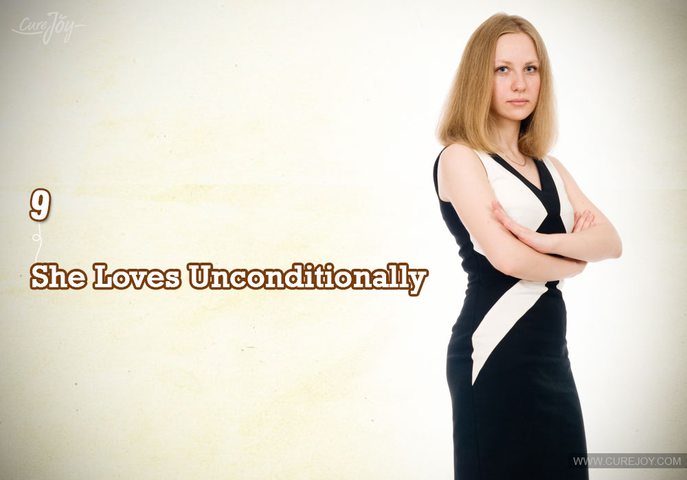 9-she-loves-unconditionally