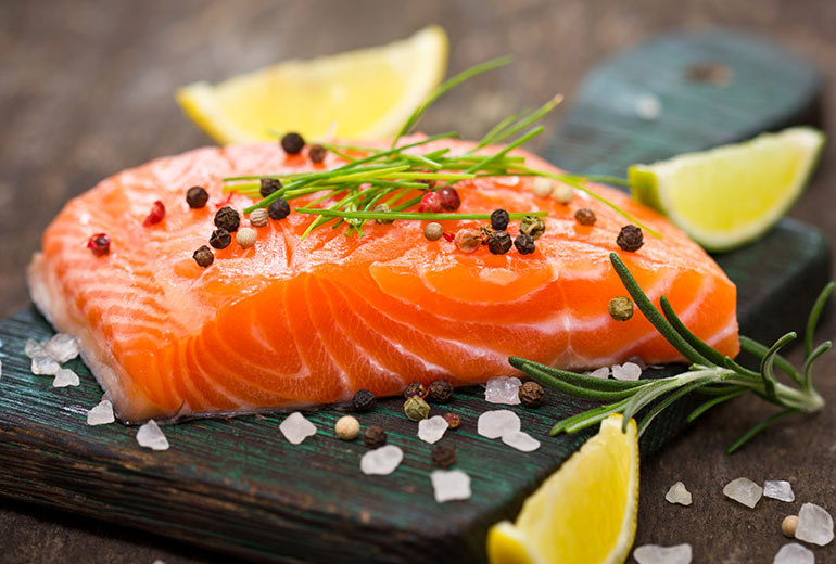 omega 3 fatty acids in salmon contribute to better eye health