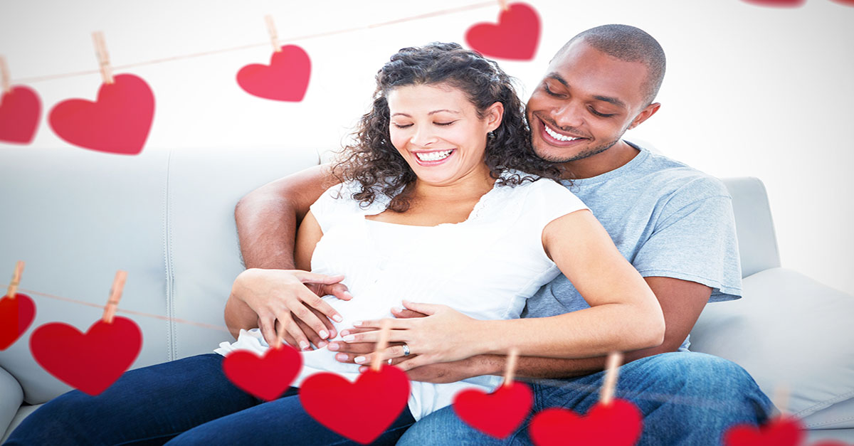 Pregnant couple: 10 Amazing Valentine's Day Gifts For Pregnant Women