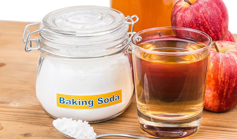 Baking Soda Mixed In Apple Cider Vinegar Can Help You Lose Weight