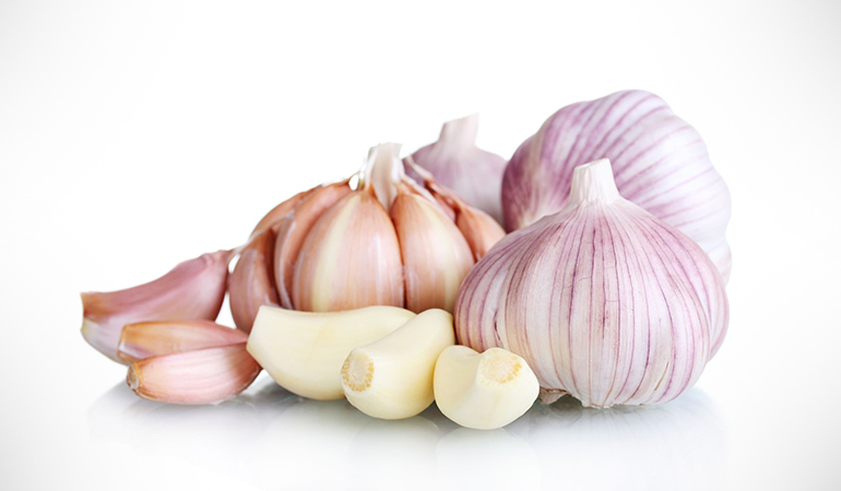 garlic has anti-bacterial and anti-inflammatory properties