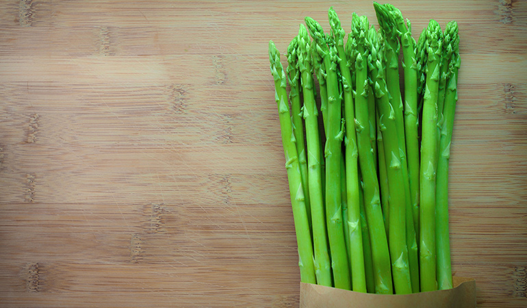Asparagus is rich in proteins and fiber.