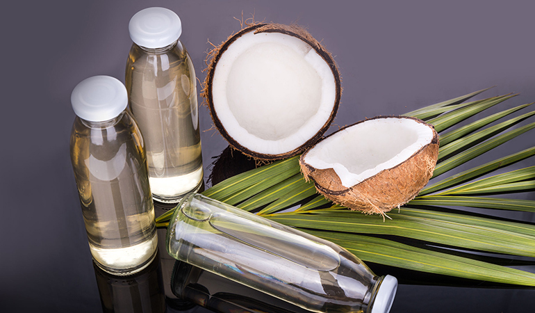 Coconut oil has antioxidants to heal skin.