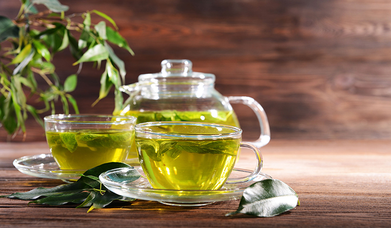 Green tea contains catechins