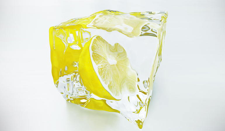  Lemon juice and milk ice cubes help lighten your skin tone while boosting collagen formation.