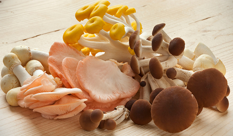 Mushrooms pack 3.1 grams of protein in a cup.