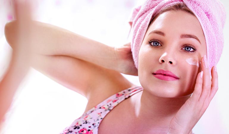 Start skincare regimes as early as the beginning of your teenage years.)