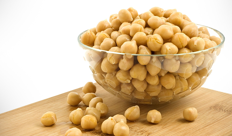 Chickpea paste works well as a scrub and gets rid of dead skin cells