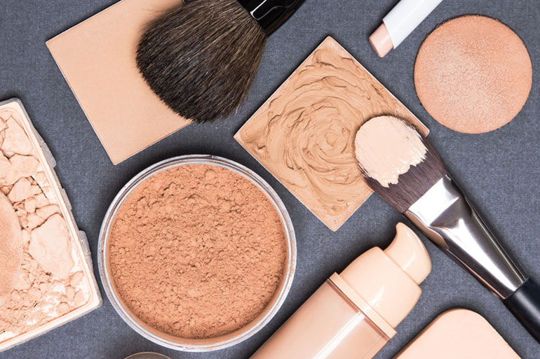 Makeup must be suited to sensitive skin.