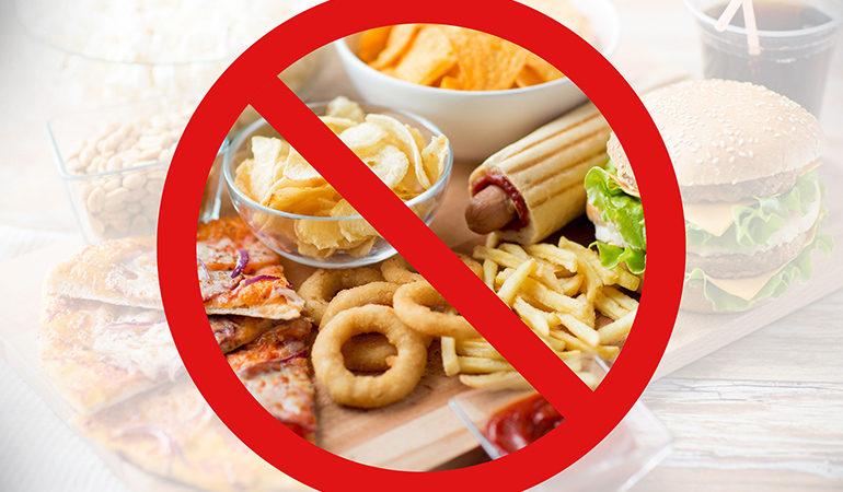 Avoid fried food to prevent inflammation of the skin and hence adult acne
