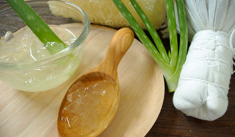 Aloe vera prevents premature graying of hair and olive oil nourishes the hair and scalp