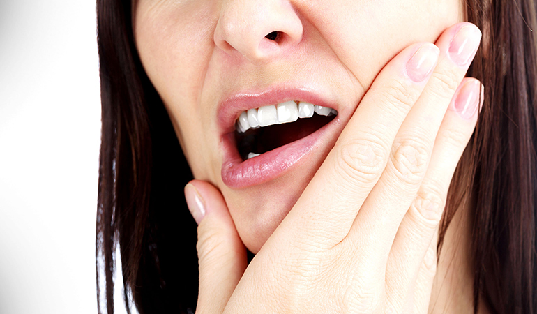 Research suggests that poor oral health may point to an unhealthy heart.