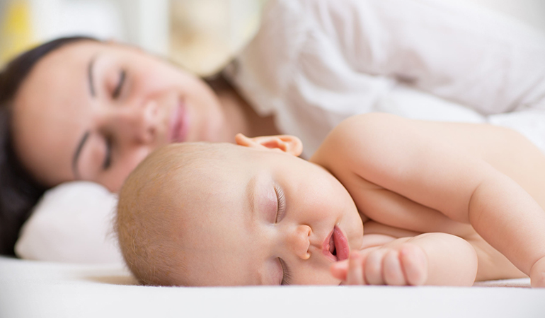 Co-sleeping can help the mother sleep better