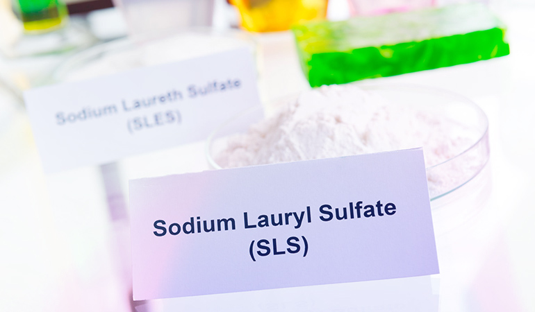  Sodium lauryl sulfate can combine with other chemicals to form carcinogens