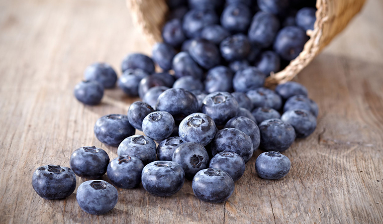 Blueberries contain flavonoids that can improve moods