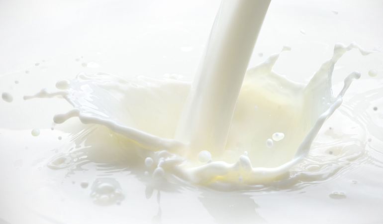 Milk contains lactic acid which helps to fade suntan