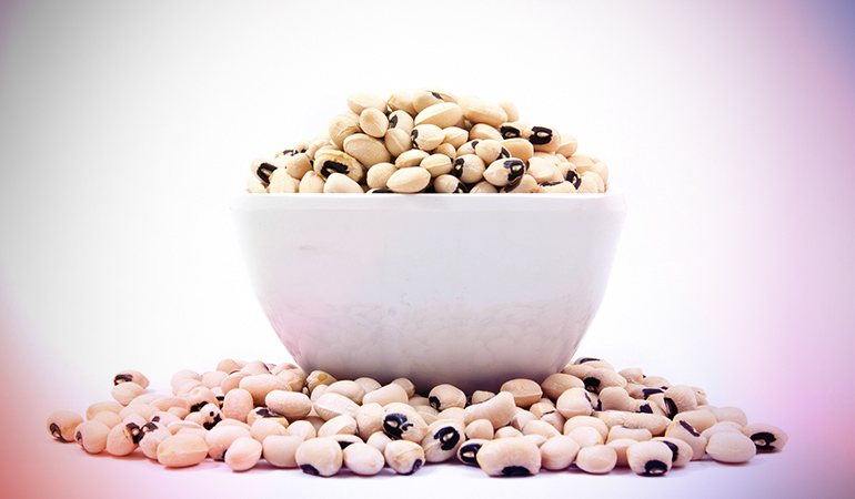 Black eyed peas are a good source of vitamin A.