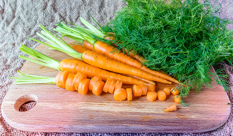 Although no scientific study has proved it, dill and carrots are traditionally believed to be enemies