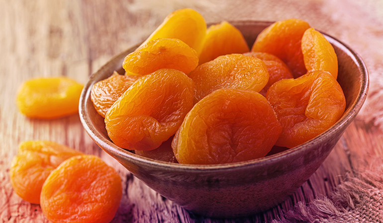 Dried apricots have 0.51 mg of zinc.