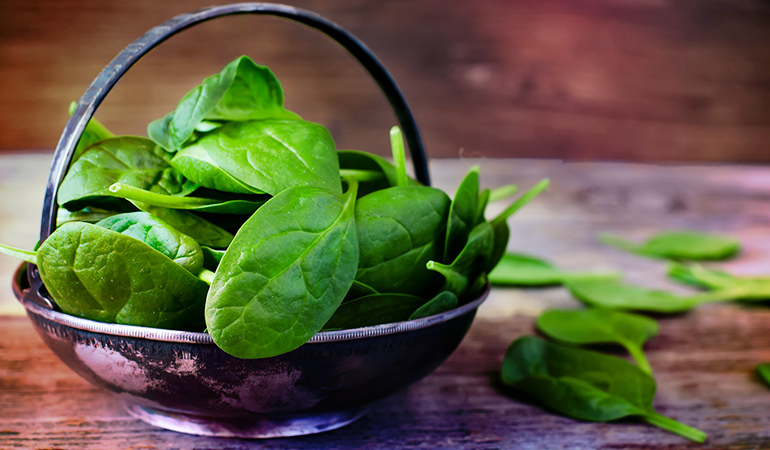 Half a cup of boiled spinach contains 444.25 mcg of vitamin K.