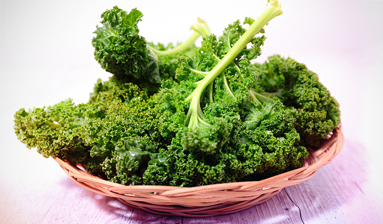 1 cup of kale: 30 mg of magnesium (7.1% DV)