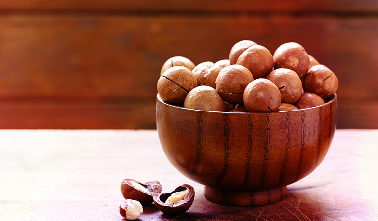 1 ounce of dry roasted macadamia nuts: 0.2 mg (16.8% DV)