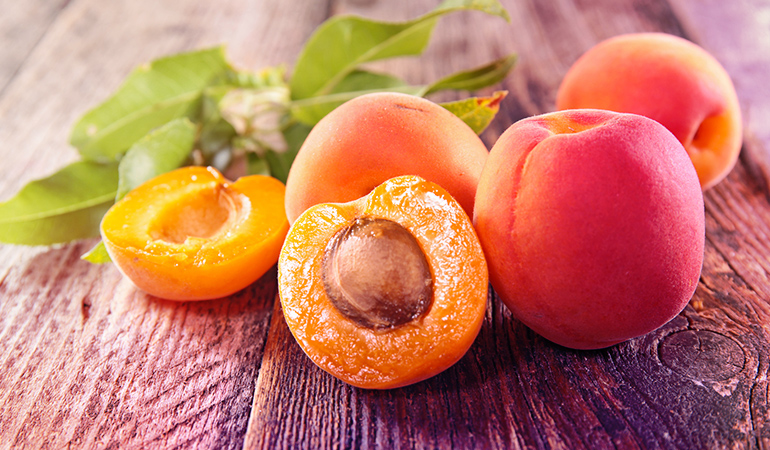 A cup of fresh apricots: 1.47 mg of vitamin E (9.8% DV)